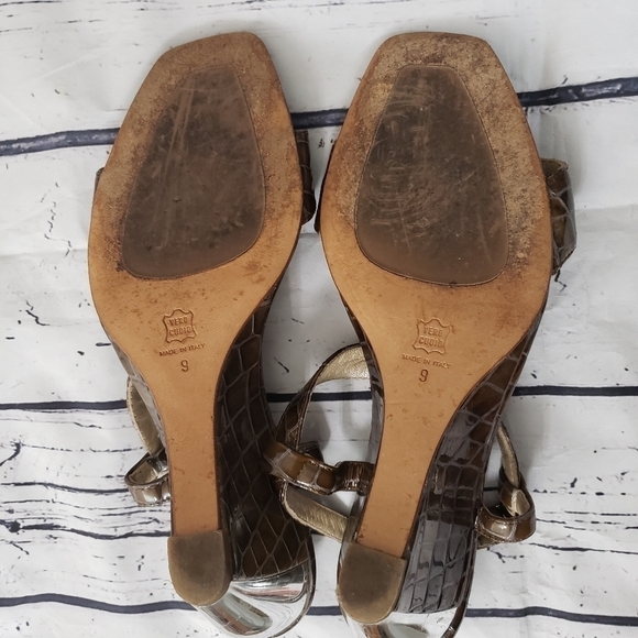 Croc Embossed Real Leather Wedge Sandal Size 9 - Picture 8 of 8
